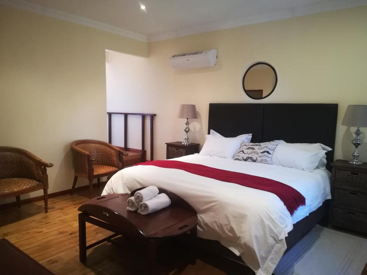 מולדרסדריפט Moon And Sixpence Garden Guest House מראה חיצוני תמונה